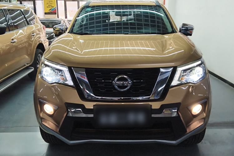 Used Nissan Terra 2018 2.5L Automatic 2WD Smart Enjoyment Version Front