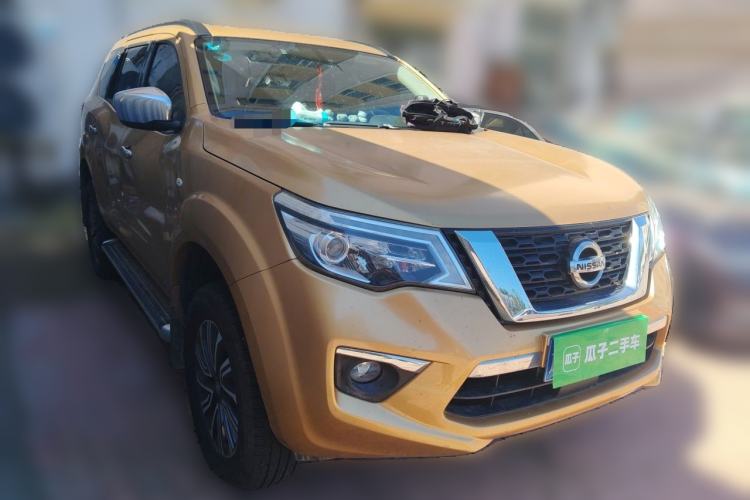 Used Nissan Terra 2018 2.5L Automatic 4x4 Luxury Edition Front Right 45 Deg