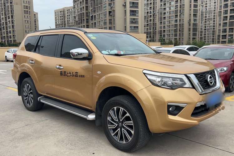 Used Nissan Terra 2018 2.5L Automatic 4x4 Luxury Edition Front Right 45 Deg