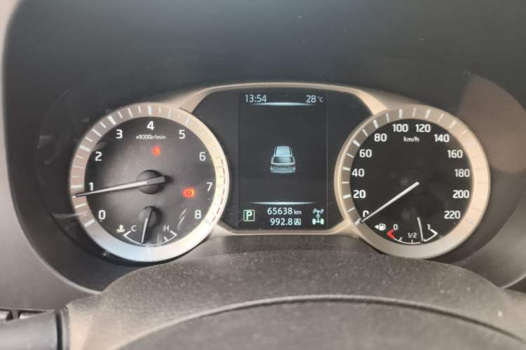 Used Nissan Terra 2018 2.5L Automatic 4x4 Luxury Edition Instrument Cluster