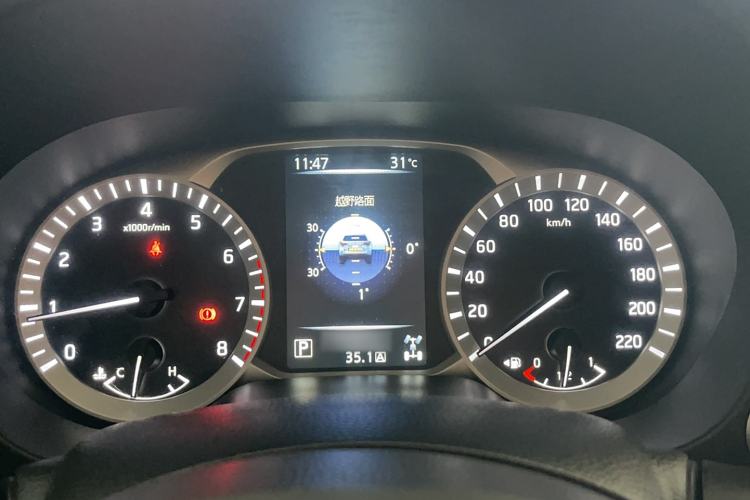 Used Nissan Terra 2018 2.5L Automatic 4x4 Luxury Edition Instrument Cluster