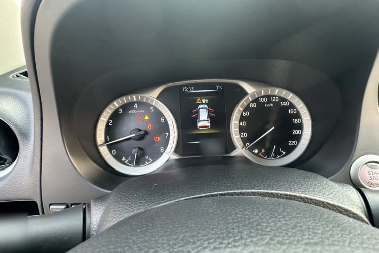 Used Nissan Terra 2018 2.5L Manual Two-Wheel Drive Elite Edition Instrument Cluster
