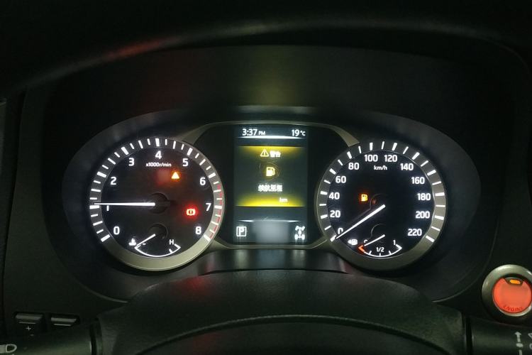 Used Nissan Terra 2018 2.5L Automatic 4x4 Luxury Edition Instrument Cluster