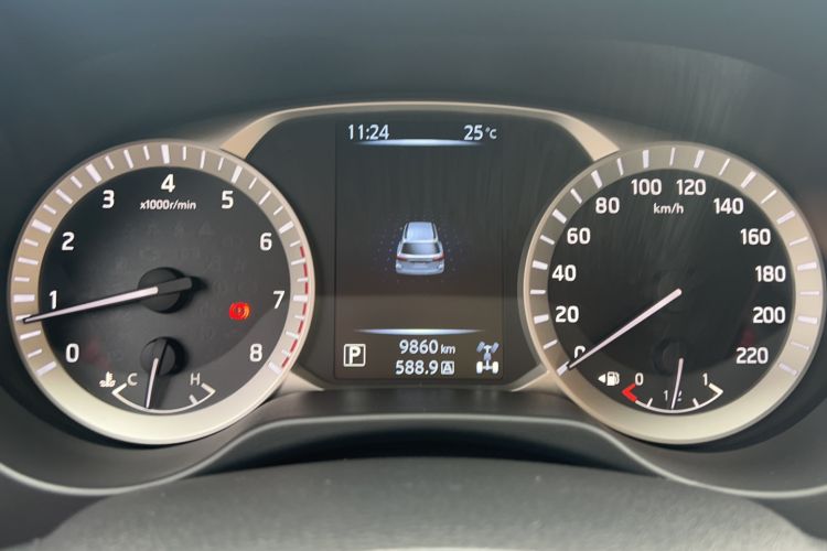 Used Nissan Terra 2018 2.5L Automatic 4x4 Luxury Edition Instrument Cluster