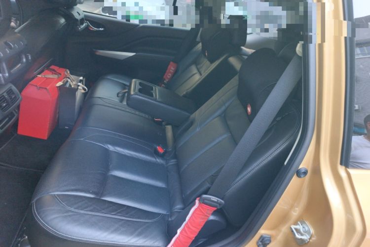 Used Nissan Terra 2018 2.5L Automatic 4x4 Luxury Edition Left Rear Seat