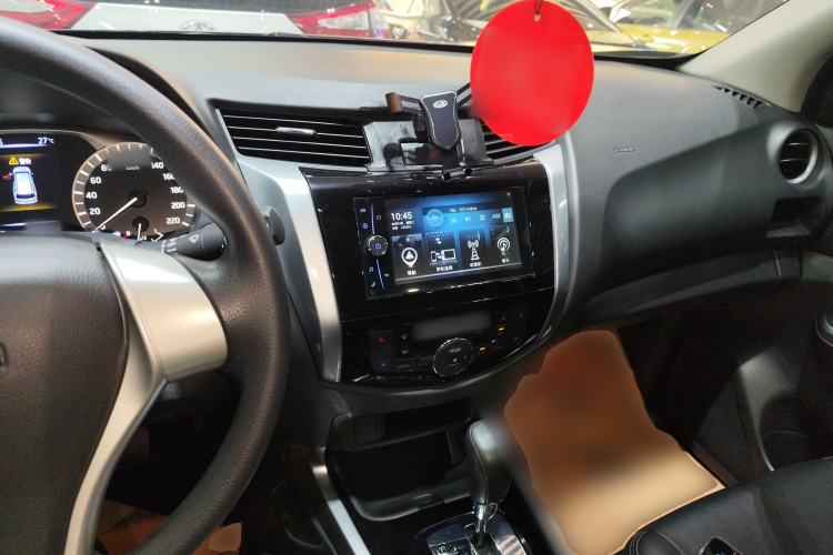 Used Nissan Terra 2020 2.5L XL Upper Automatic Two-Wheel Drive Luxury Edition Center Console