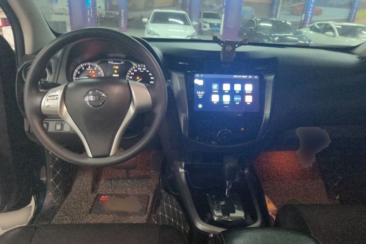 Used Nissan Terra 2020 2.5L XL Upper Automatic Two-Wheel Drive Luxury Edition Center Console