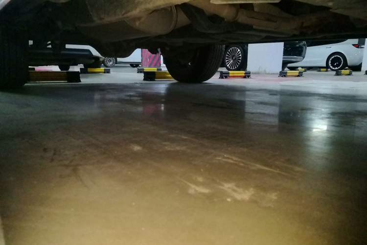 Used Nissan Terra 2020 2.5L XE Manual Two-Wheel-Drive Elite Edition Chassis Front Right