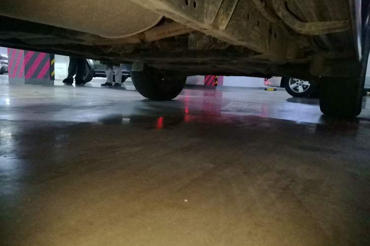 Used Nissan Terra 2020 2.5L XE Manual Two-Wheel-Drive Elite Edition Chassis Rear Right