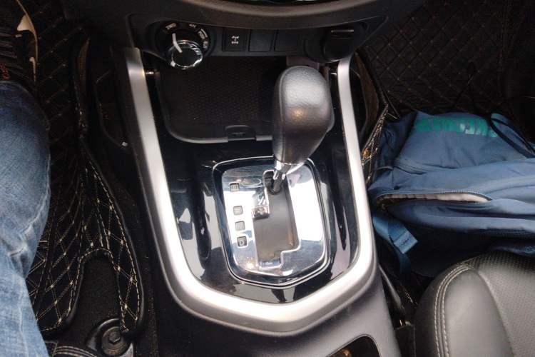 Used Nissan Terra 2020 2.5L XL Upper 4WD Automatic Four-Wheel Drive Luxury Edition Gear Lever