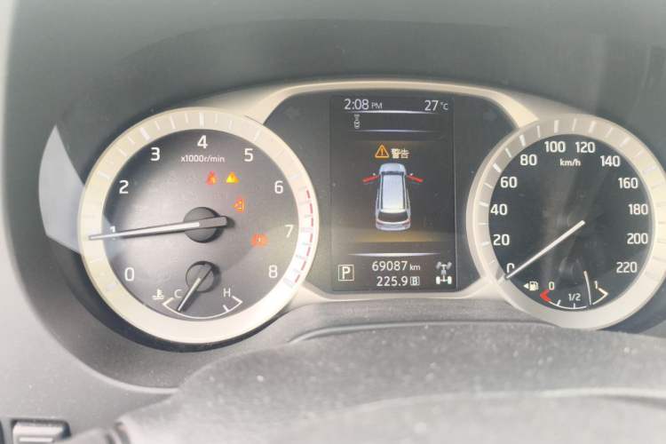 Used Nissan Terra 2020 2.5L XV 4WD Automatic Four-Wheel Drive Flagship Edition Instrument Cluster