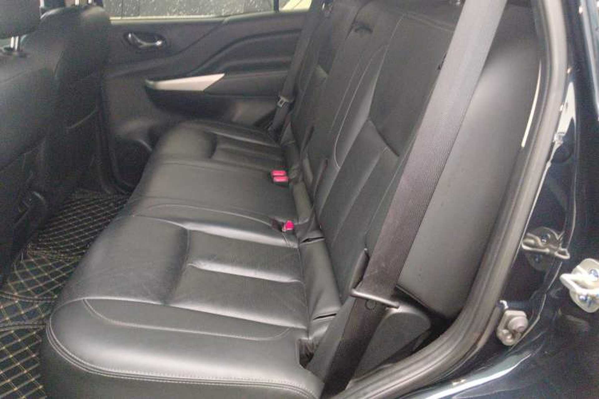 Used Nissan Terra 2020 2.5L XL Upper 4WD Automatic Four-Wheel Drive Luxury Edition Left Rear Seat