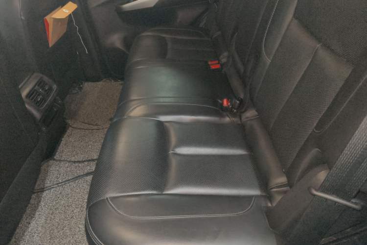 Used Nissan Terra 2020 2.5L XL Upper Automatic Two-Wheel Drive Luxury Edition Left Rear Seat