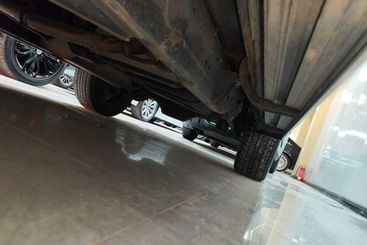 Used Nissan Terra 2020 2.5L XL Upper Automatic Two-Wheel Drive Luxury Edition Left Side Sill