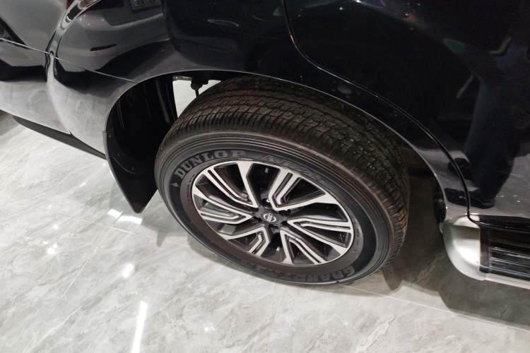 Used Nissan Terra 2020 2.5L XL Upper Automatic Two-Wheel Drive Luxury Edition Right Rear Wheel Hub