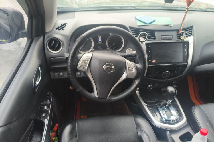 Used Nissan Terra 2020 2.5L XV 4WD Automatic Four-Wheel Drive Flagship Edition Steering Wheel