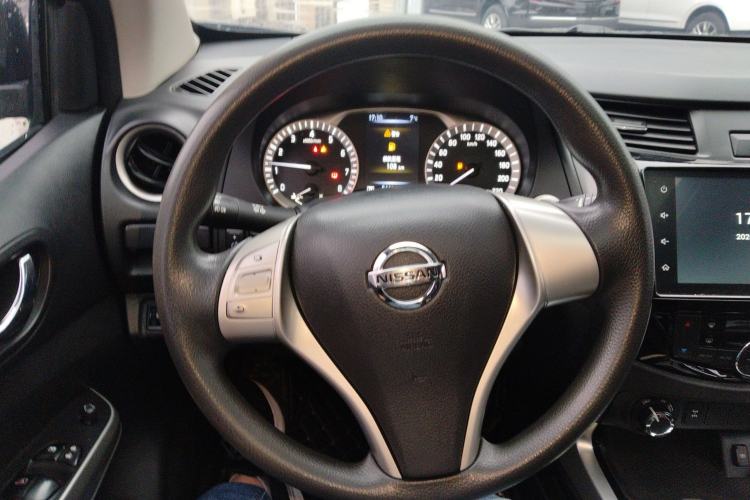 Used Nissan Terra 2020 2.5L XL Upper 4WD Automatic Four-Wheel Drive Luxury Edition Steering Wheel