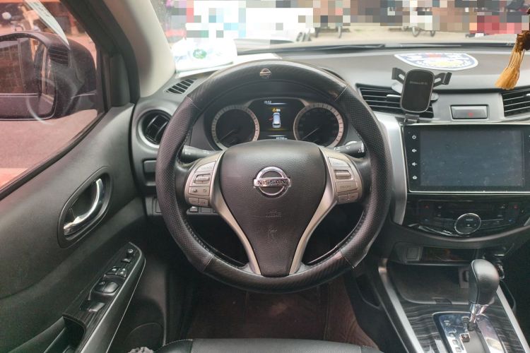 Used Nissan Terra 2020 2.5L XV Automatic 2WD Smart Edition Steering Wheel