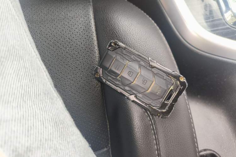 Used Nissan Terra 2020 2.5L XV 4WD Automatic Four-Wheel Drive Flagship Edition Vehicle Key
