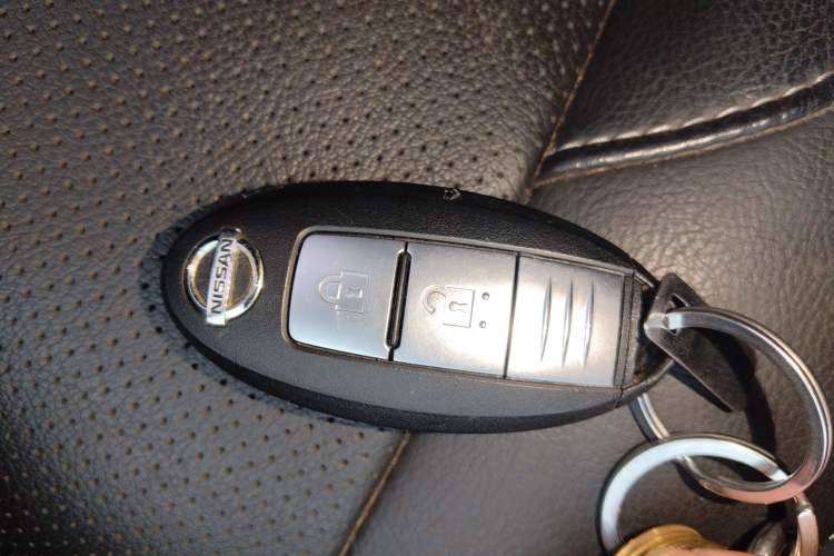 Used Nissan Terra 2020 2.5L XL Upper 4WD Automatic Four-Wheel Drive Luxury Edition Vehicle Key