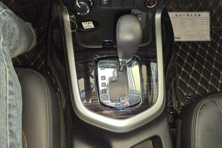 Used Nissan Terra 2020 2.5L XV 4WD Automatic Four-Wheel Drive Flagship Edition Gear Lever