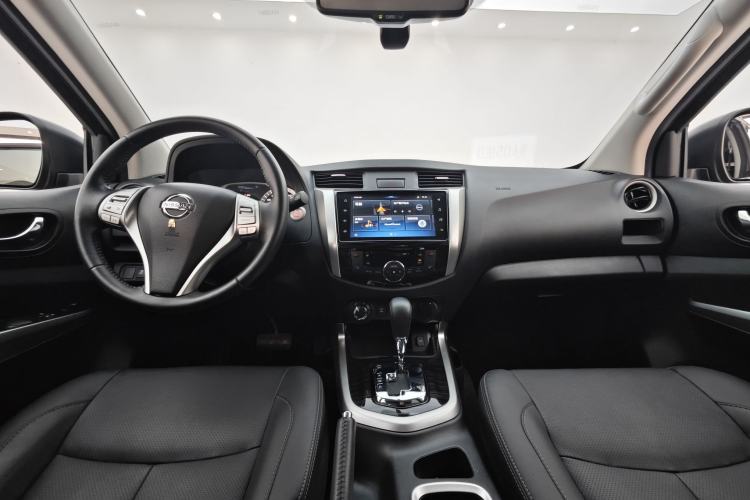 Used Nissan Terra 2020 2.5L XV 4WD Automatic Four-Wheel Drive Flagship Edition Interior 7