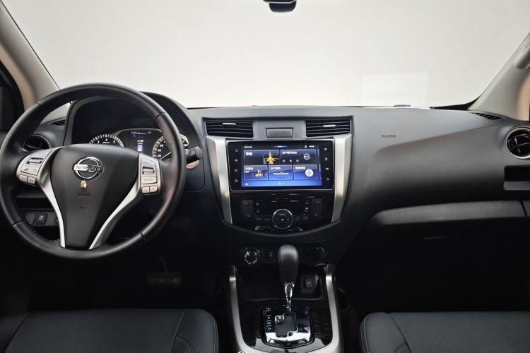 Used Nissan Terra 2020 2.5L XV 4WD Automatic Four-Wheel Drive Flagship Edition Interior 8