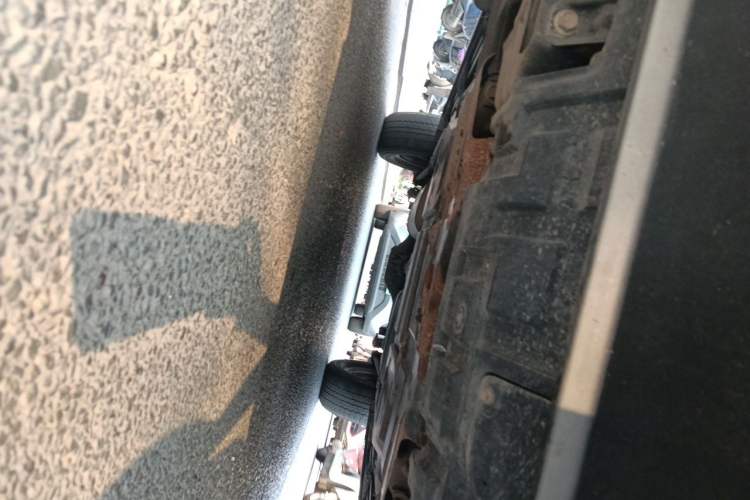 Used Nissan Terra 2020 2.5L XE Manual Two-Wheel-Drive Elite Edition Chassis Front