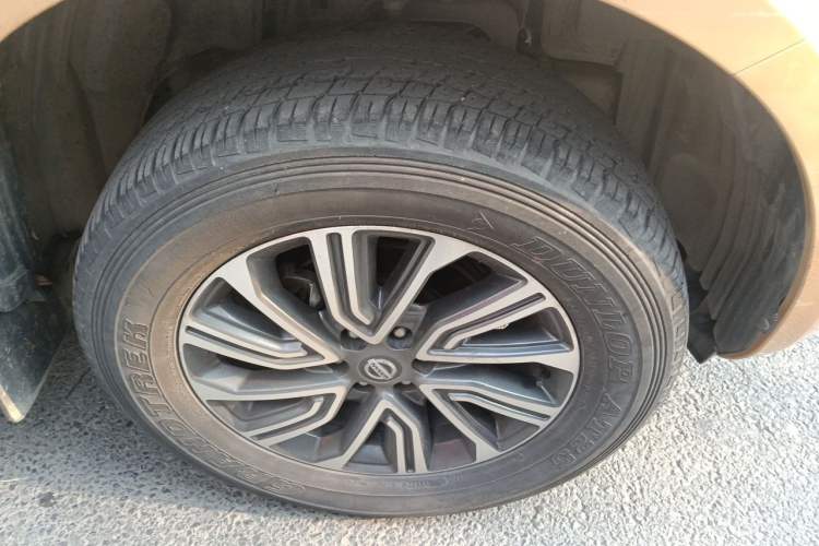 Used Nissan Terra 2020 2.5L XE Manual Two-Wheel-Drive Elite Edition Right Front Wheel Hub