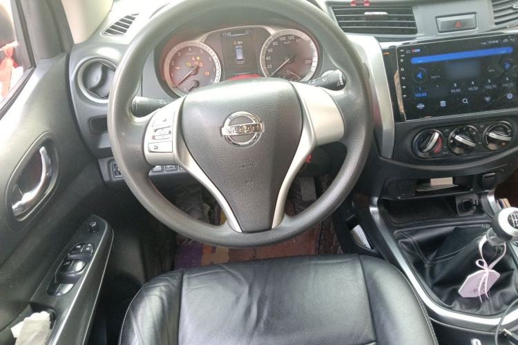 Used Nissan Terra 2020 2.5L XE Manual Two-Wheel-Drive Elite Edition Steering Wheel