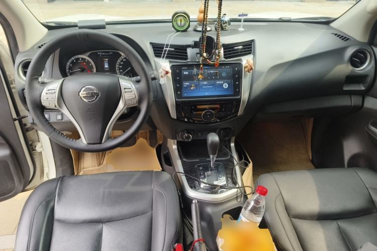 Used Nissan Terra 2020 2.5L XV 4WD Automatic Four-Wheel Drive Flagship Edition Center Console