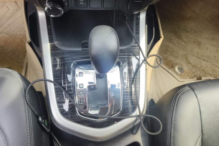 Used Nissan Terra 2020 2.5L XV 4WD Automatic Four-Wheel Drive Flagship Edition Gear Lever