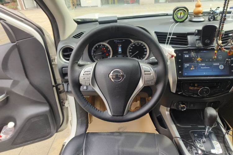 Used Nissan Terra 2020 2.5L XV 4WD Automatic Four-Wheel Drive Flagship Edition Steering Wheel