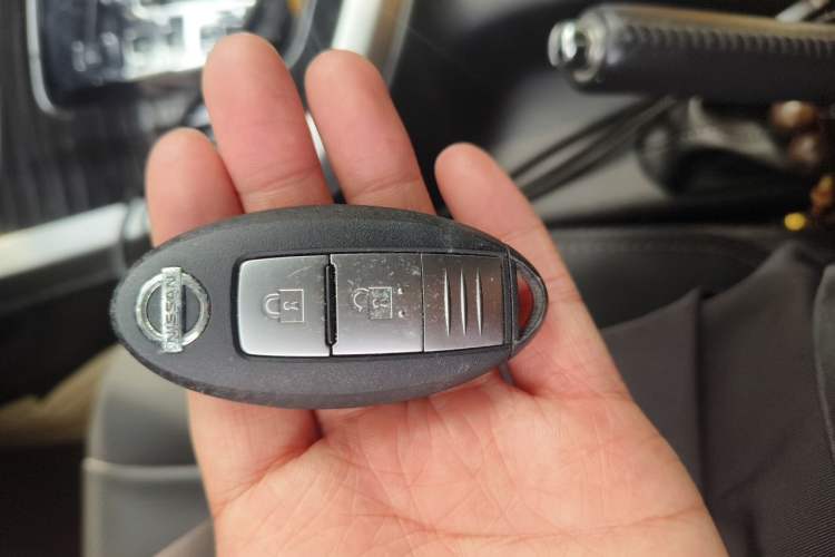 Used Nissan Terra 2020 2.5L XV 4WD Automatic Four-Wheel Drive Flagship Edition Vehicle Key