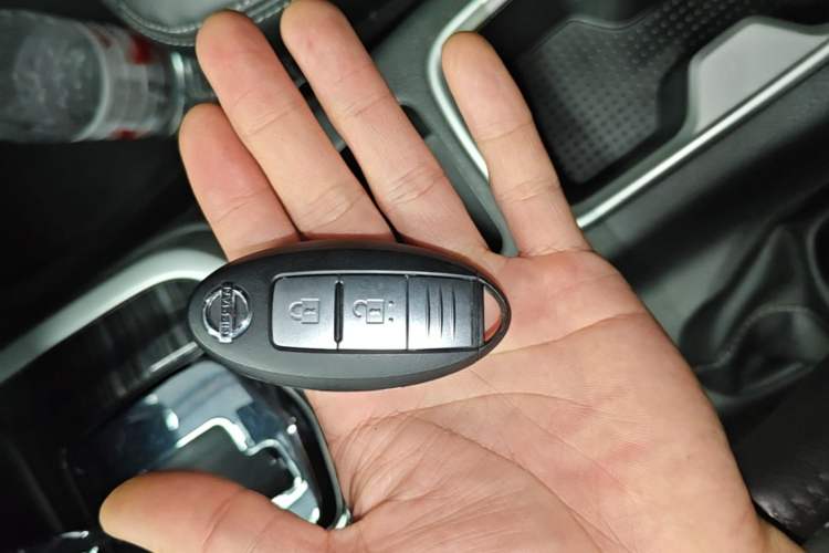Used Nissan Terra 2020 2.5L XV 4WD Automatic Four-Wheel Drive Flagship Edition Interior 1
