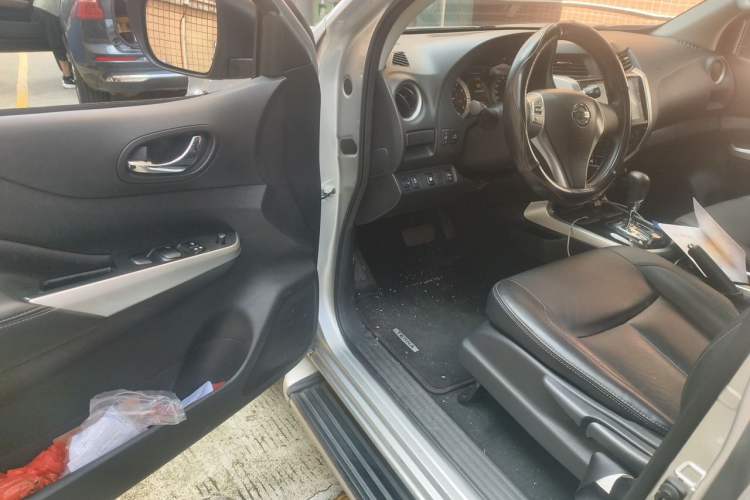 Used Nissan Terra 2020 2.5L XL Upper Automatic Two-Wheel Drive Luxury Edition Driver Seat