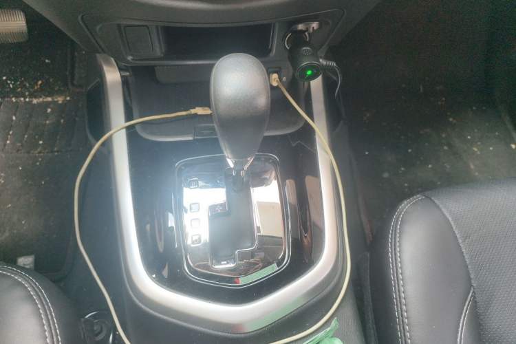 Used Nissan Terra 2020 2.5L XL Upper Automatic Two-Wheel Drive Luxury Edition Gear Lever