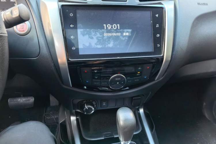 Used Nissan Terra 2020 2.5L XL Upper 4WD Automatic Four-Wheel Drive Luxury Edition Audio And AC Panel