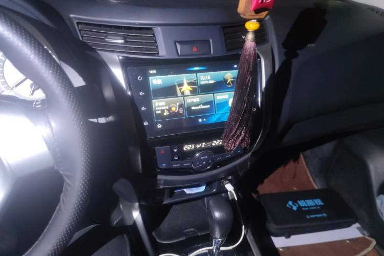 Used Nissan Terra 2020 2.5L XL Upper Automatic Two-Wheel Drive Luxury Edition Audio And AC Panel