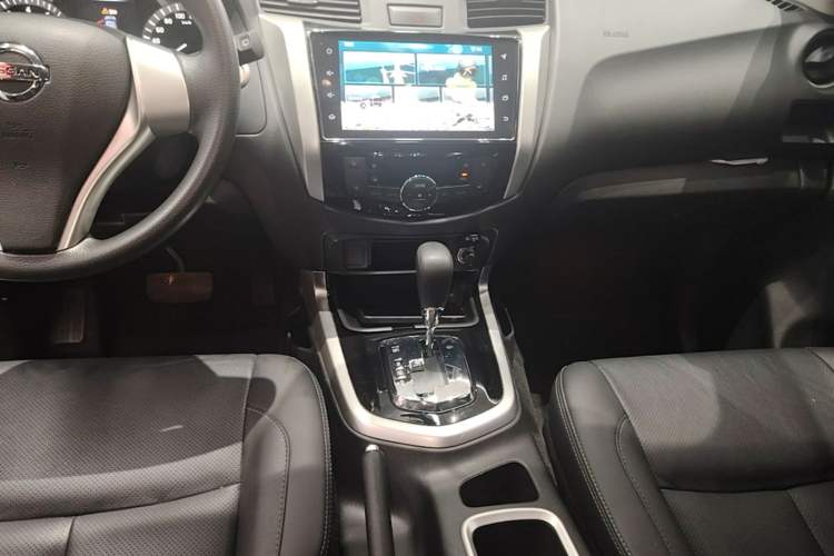 Used Nissan Terra 2020 2.5L XL Upper Automatic Two-Wheel Drive Luxury Edition Audio And AC Panel