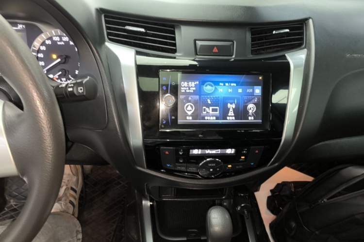 Used Nissan Terra 2020 2.5L XL Upper Automatic Two-Wheel Drive Luxury Edition Audio And AC Panel