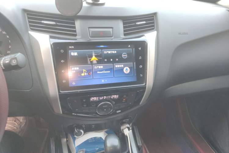 Used Nissan Terra 2020 2.5L XL Upper 4WD Automatic Four-Wheel Drive Luxury Edition Audio And AC Panel