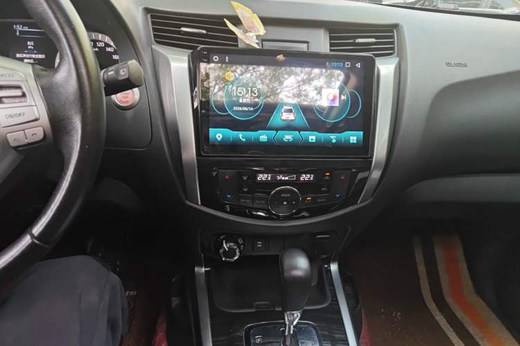 Used Nissan Terra 2020 2.5L XV 4WD Automatic Four-Wheel Drive Flagship Edition Audio And AC Panel