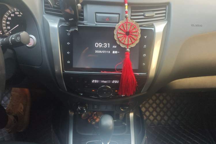 Used Nissan Terra 2020 2.5L XV 4WD Automatic Four-Wheel Drive Flagship Edition Audio And AC Panel
