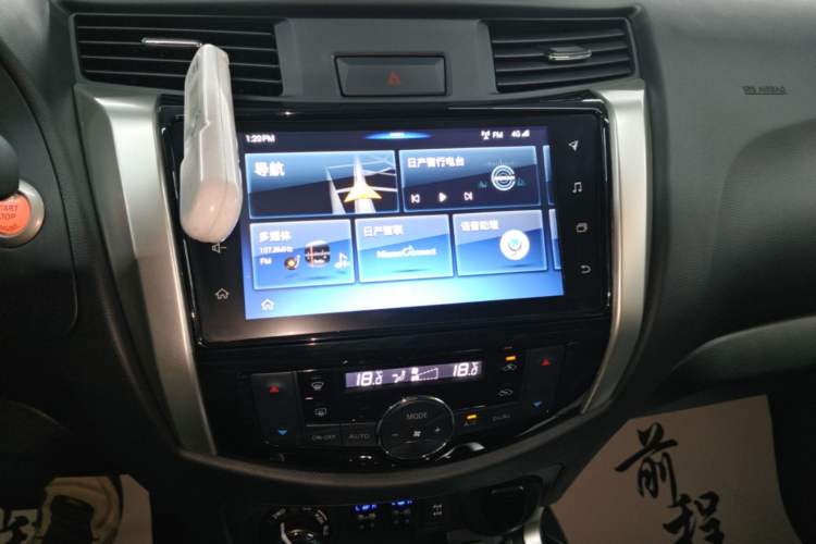Used Nissan Terra 2020 2.5L XV 4WD Automatic Four-Wheel Drive Flagship Edition Audio And AC Panel