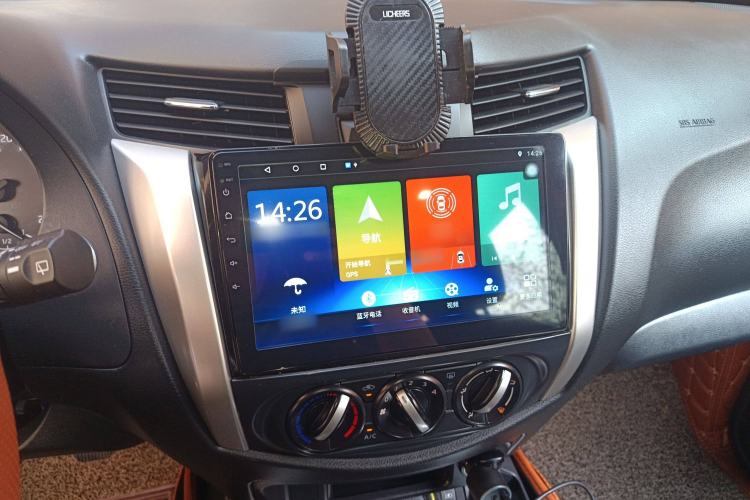 Used Nissan Terra 2020 2.5L XE Manual Two-Wheel-Drive Elite Edition Audio And AC Panel