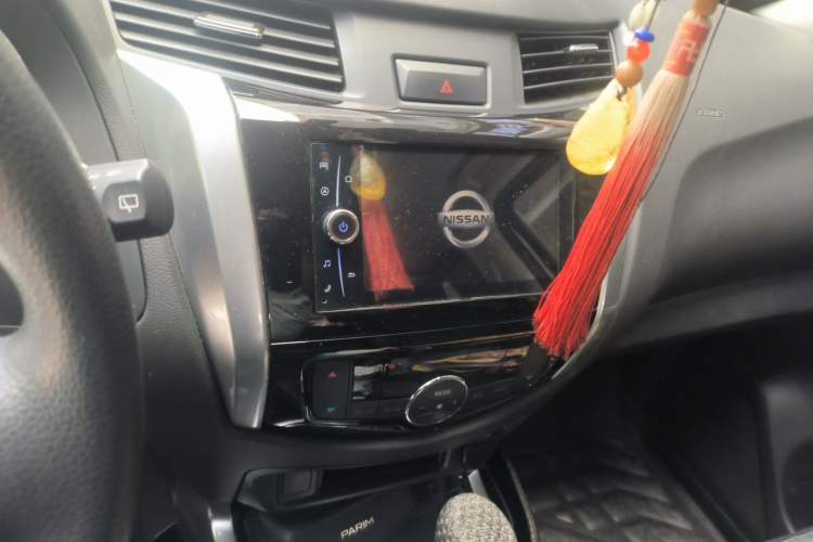 Used Nissan Terra 2020 2.5L XL Upper Automatic Two-Wheel Drive Luxury Edition Audio And AC Panel