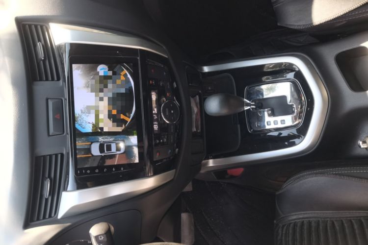 Used Nissan Terra 2020 2.5L XL Upper Automatic Two-Wheel Drive Luxury Edition Audio And AC Panel