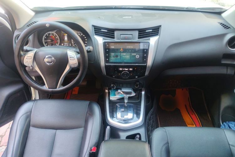 Used Nissan Terra 2020 2.5L XV 4WD Automatic Four-Wheel Drive Flagship Edition Center Console