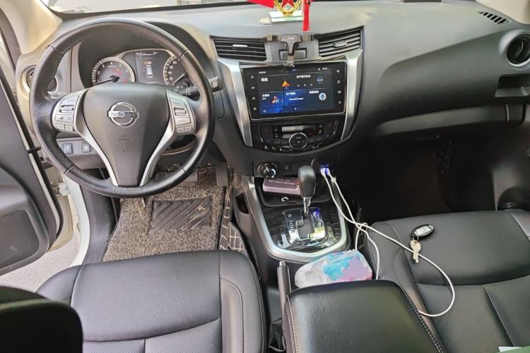Used Nissan Terra 2020 2.5L XV 4WD Automatic Four-Wheel Drive Flagship Edition Center Console
